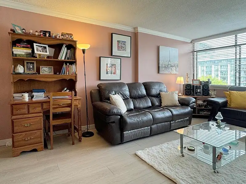 703 6631 MINORU BOULEVARD - photo 2 of 16