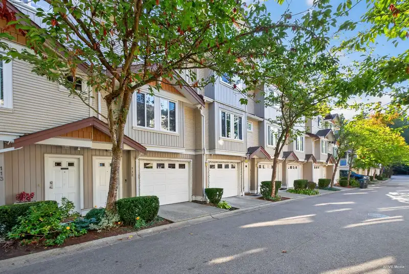 112 12711 64 AVENUE - photo 1 of 23