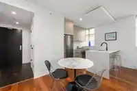 303 988 RICHARDS STREET - thumbnail 3