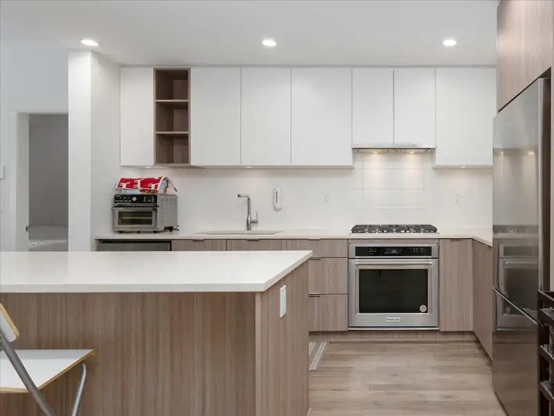 119 750 DOGWOOD STREET - photo 3 of 19