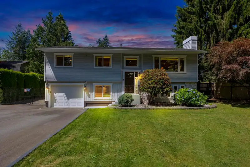 1125 252 STREET - photo 1 of 40