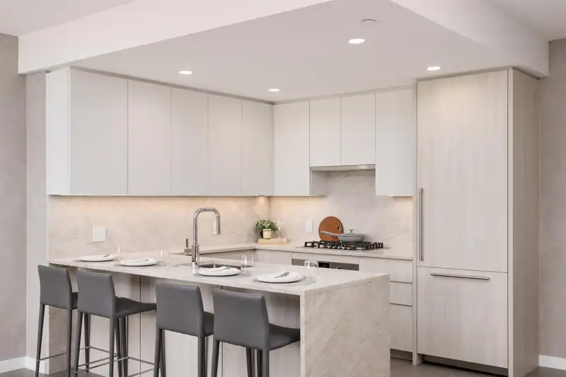 1502 1175 PINETREE WAY - photo 1 of 13