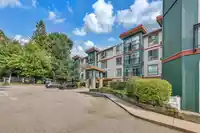 312 33485 SOUTH FRASER WAY - thumbnail 3