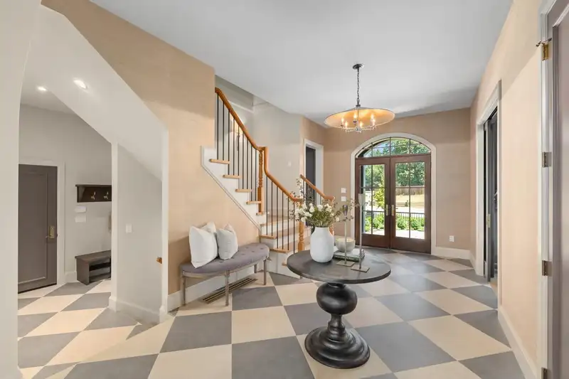23490 MARY AVENUE - photo 2 of 40