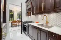 8483 WILTSHIRE STREET - thumbnail 9
