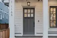 1 1166 E 11TH AVENUE - thumbnail 2