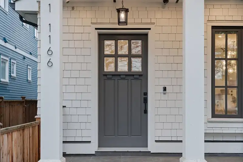 1 1166 E 11TH AVENUE - photo 2 of 40
