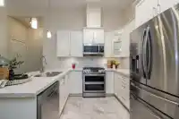 609 20325 85 AVENUE - thumbnail 4