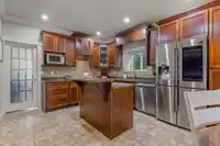 21201 83B AVENUE - thumbnail 14