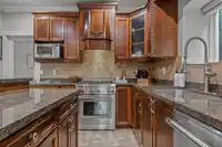 21201 83B AVENUE - thumbnail 15