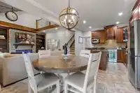 21201 83B AVENUE - thumbnail 18