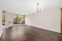 2389 SCOTIA STREET - thumbnail 3