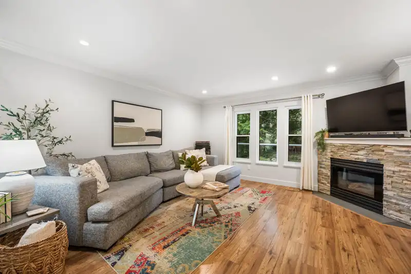 11 2590 PANORAMA DRIVE - photo 1 of 40