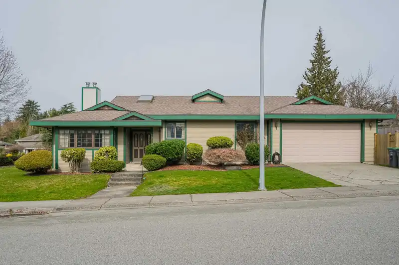 10523 FRASERGLEN DRIVE - photo 1 of 35