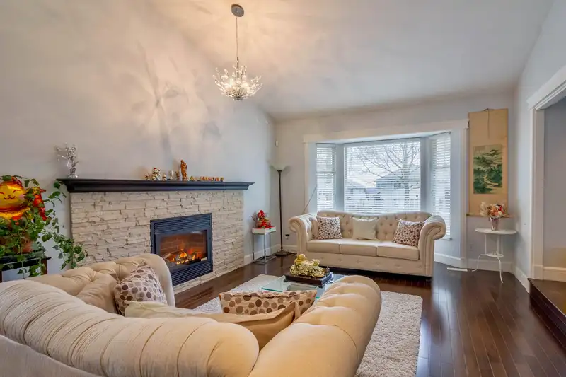 921 CITADEL DRIVE - photo 2 of 34