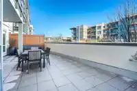 220 15735 CROYDON DRIVE - thumbnail 15