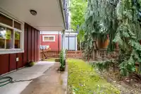10 8068 207 STREET - thumbnail 35