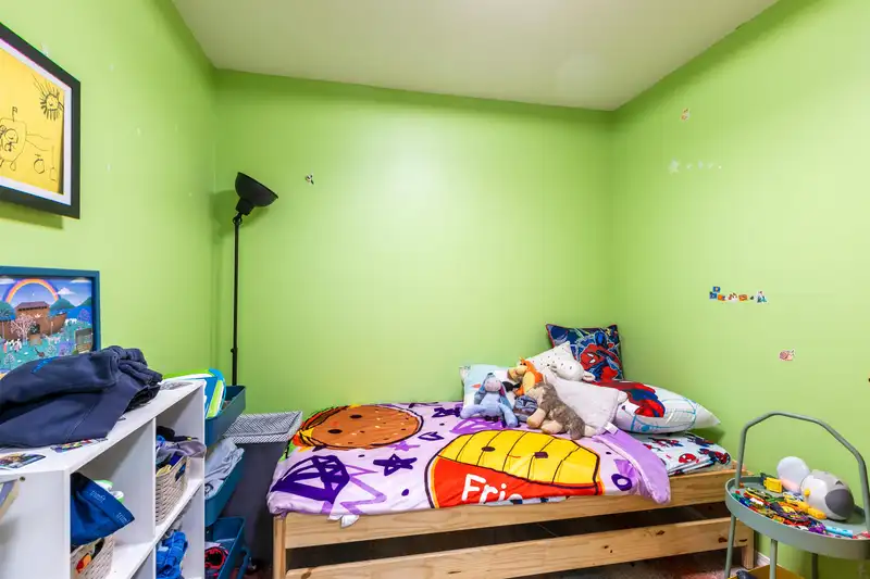 114 2750 FAIRLANE STREET - photo 3 of 40