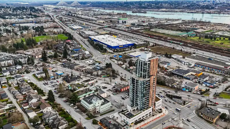 1309 901 LOUGHEED HIGHWAY - photo 2 of 34