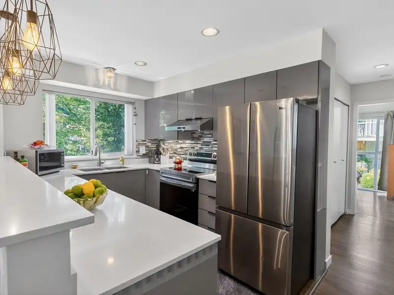 3360 COBBLESTONE AVENUE - photo 4 of 28