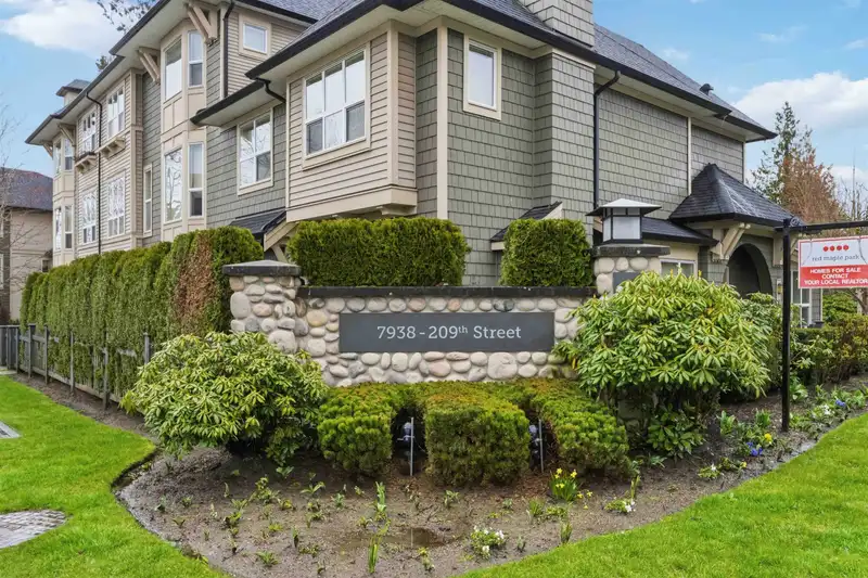 32 7938 209 STREET - photo 2 of 40