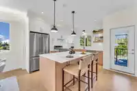 6 10392 240A STREET - thumbnail 8
