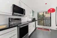 1286 W 7TH AVENUE - thumbnail 5