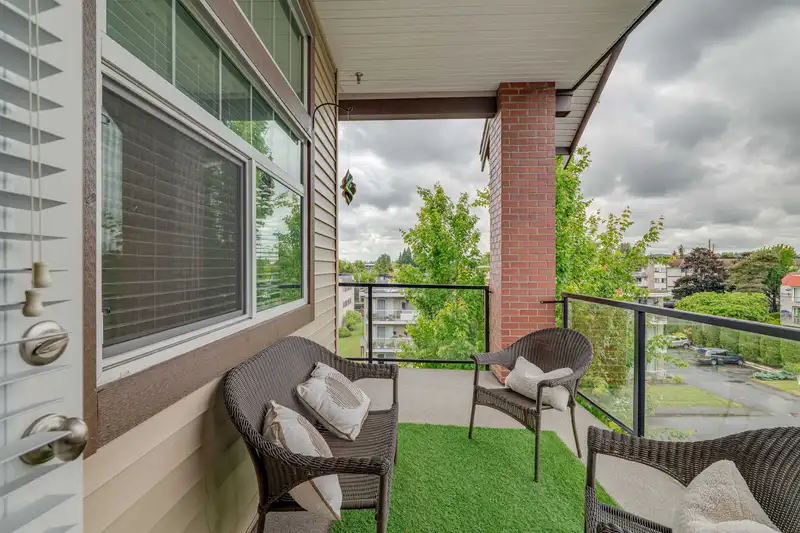 423 5650 201A STREET - photo 1 of 27