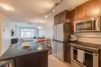423 5650 201A STREET - thumbnail 2