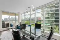 608 1708 COLUMBIA STREET - thumbnail 3