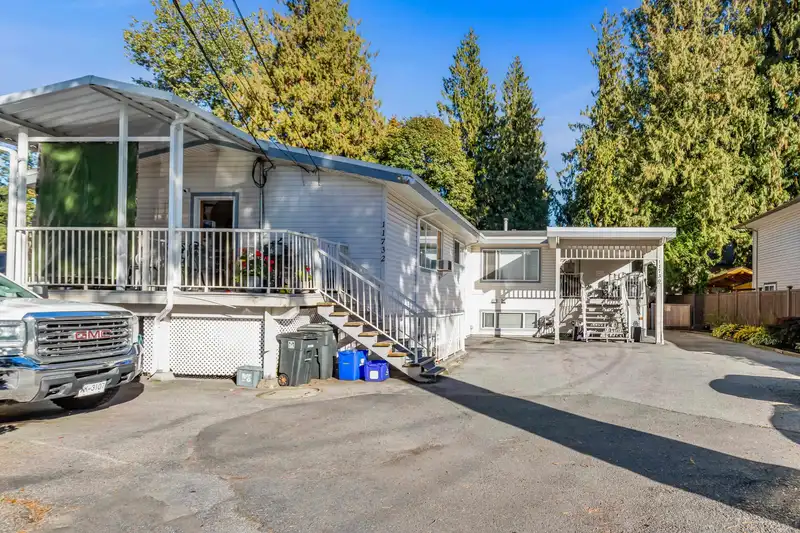 11730 11732 BONSON ROAD - photo 3 of 32