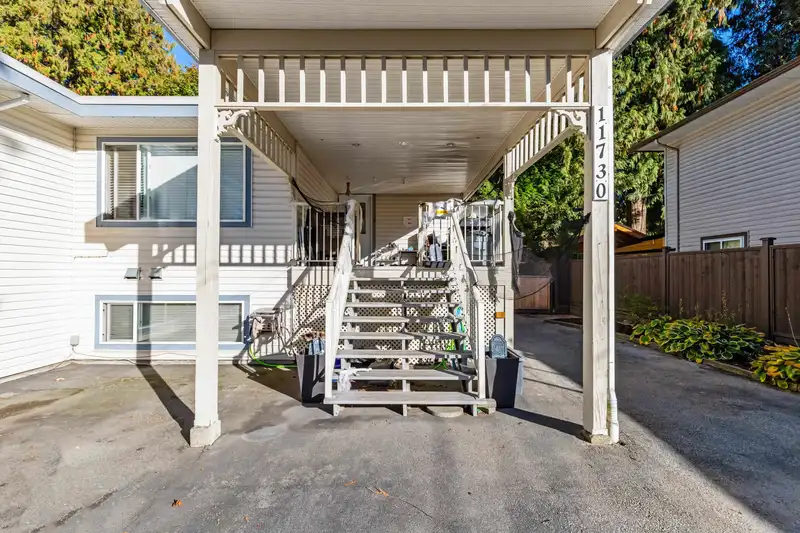 11730 11732 BONSON ROAD - photo 4 of 32