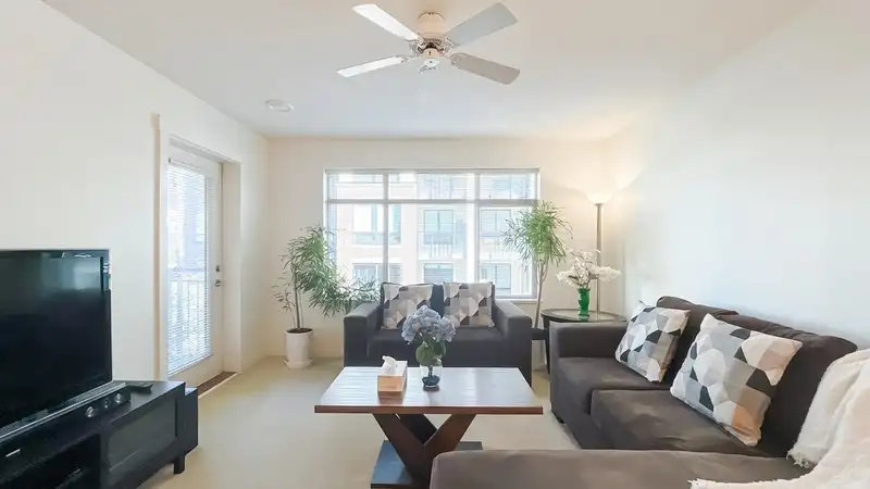 228 9288 ODLIN ROAD - photo 1 of 19