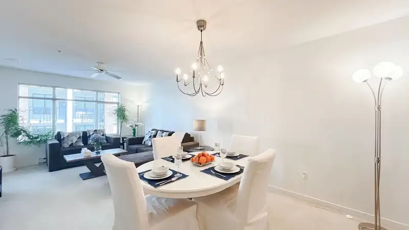 228 9288 ODLIN ROAD - photo 4 of 19