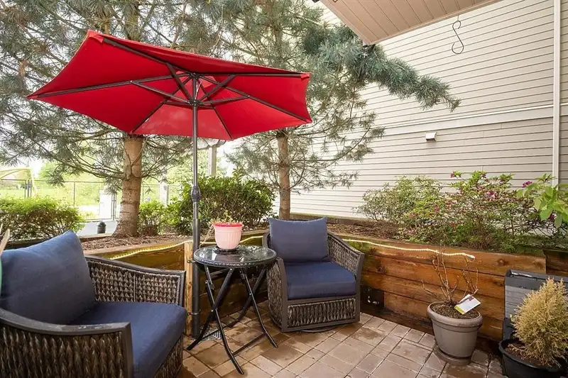 116 20861 83 AVENUE - photo 4 of 27
