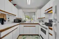 12521 GROVE CRESCENT - thumbnail 19