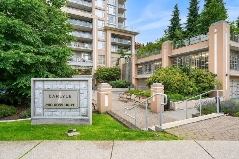 1904 280 ROSS DRIVE - photo 3 of 40