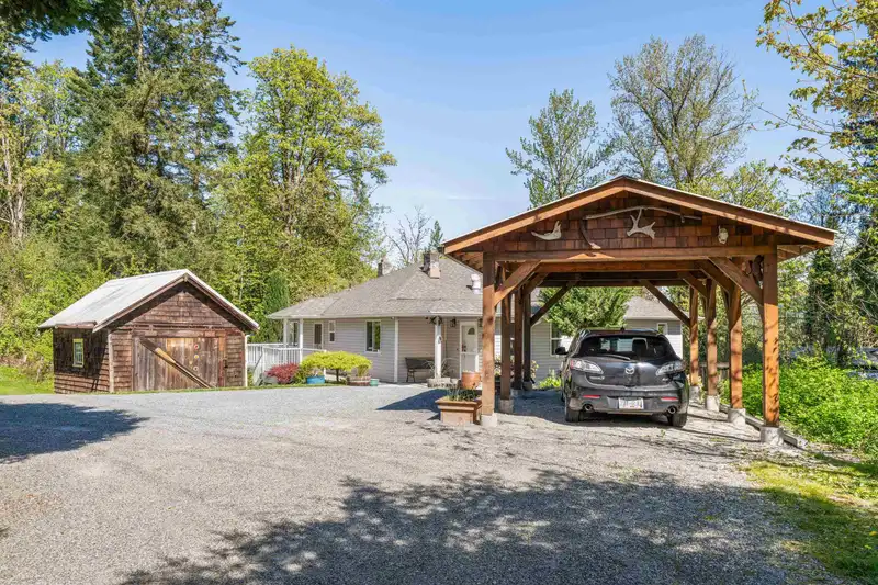 28443 96 AVENUE - photo 1 of 40