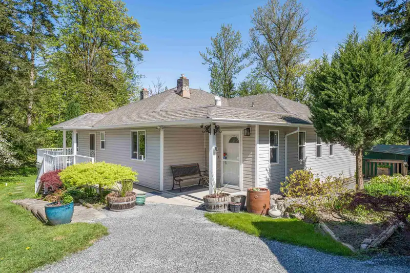 28443 96 AVENUE - photo 3 of 40