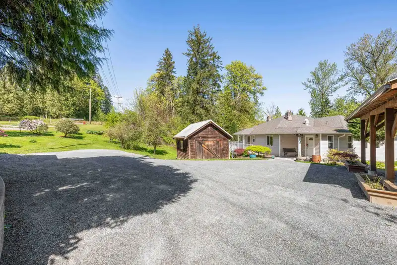 28443 96 AVENUE - photo 4 of 40