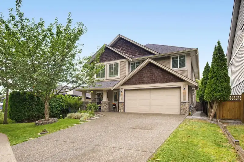 3763 MCKINLEY DRIVE - photo 1 of 40