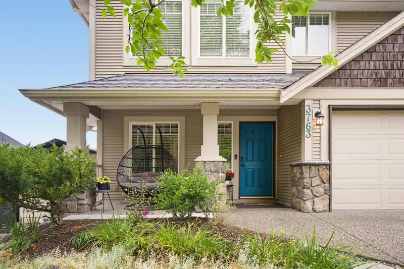 3763 MCKINLEY DRIVE - photo 2 of 40
