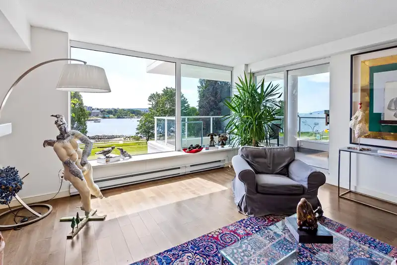 3B 1403 BEACH AVENUE - photo 3 of 25