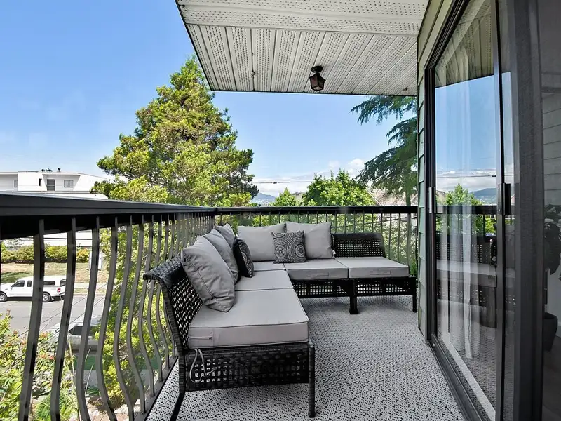 330 1844 W 7TH AVENUE - photo 4 of 23