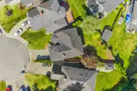 8418 214 STREET - thumbnail 3
