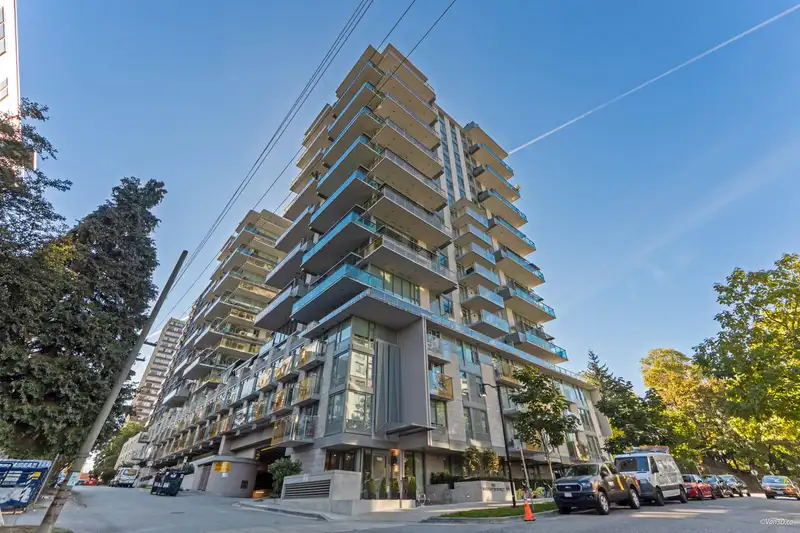 1604 1180 BROUGHTON STREET - photo 1 of 27