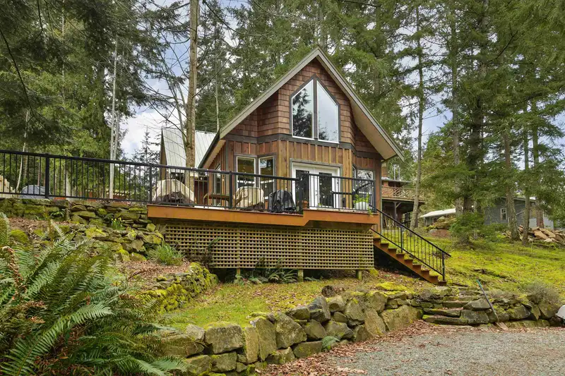 254 MARINERS WAY - photo 4 of 40