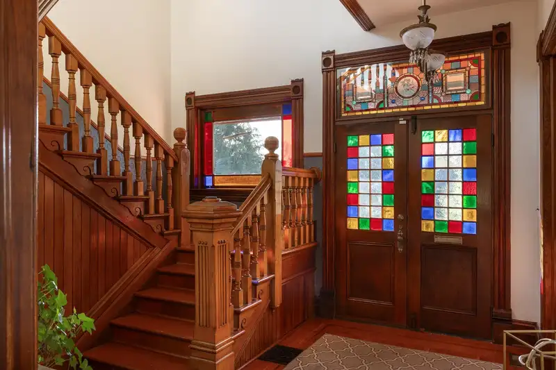 403 ST. GEORGE STREET - photo 4 of 36