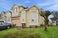 6593 125A STREET - thumbnail 2