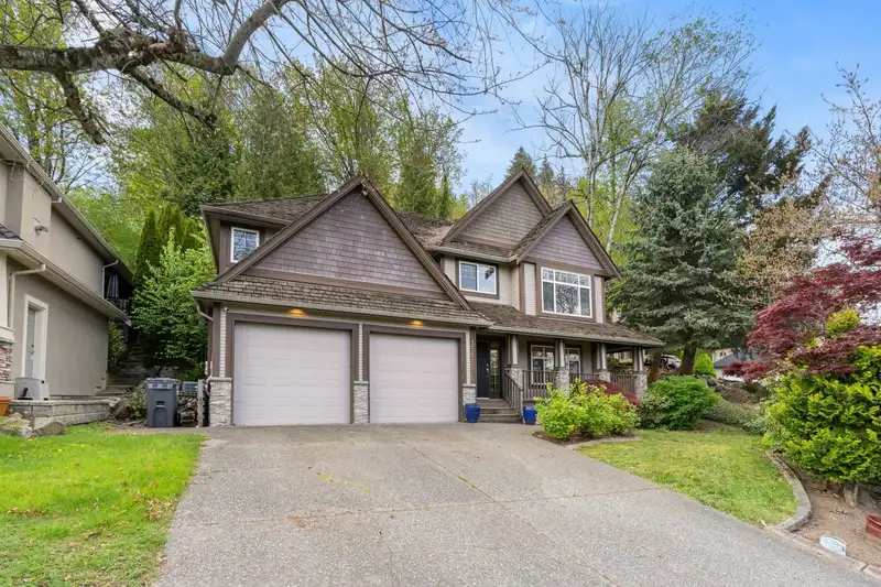 35823 GRAYSTONE DRIVE - photo 2 of 40